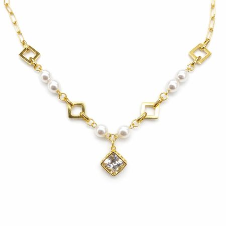 Lunessa Pearl Geometry – naszyjnik damski z perełkami i geometryczną zawieszką | Chloe DIAMOND